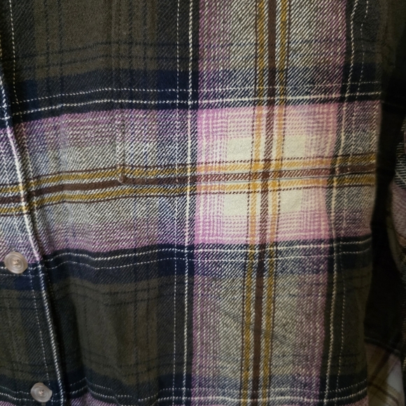 ⭐️40% Off⭐️ Old Navy The Boyfriend Shirt Flannel Button Down Tunic- Pink Olive - Picture 9 of 14